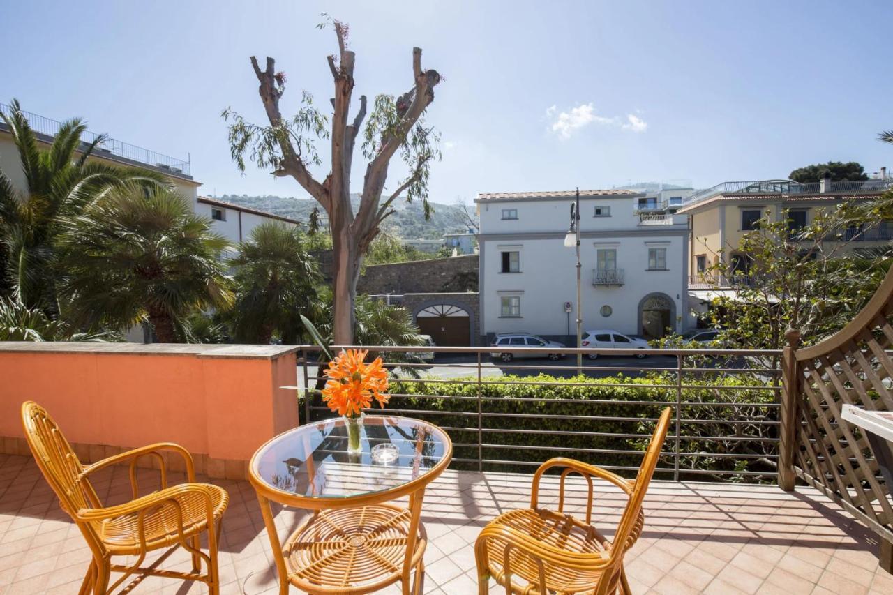 Villa Rosa Сорренто Экстерьер фото