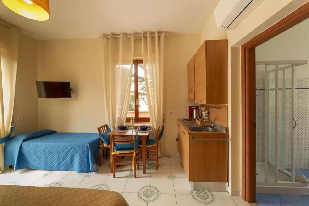 Villa Rosa Сорренто Экстерьер фото