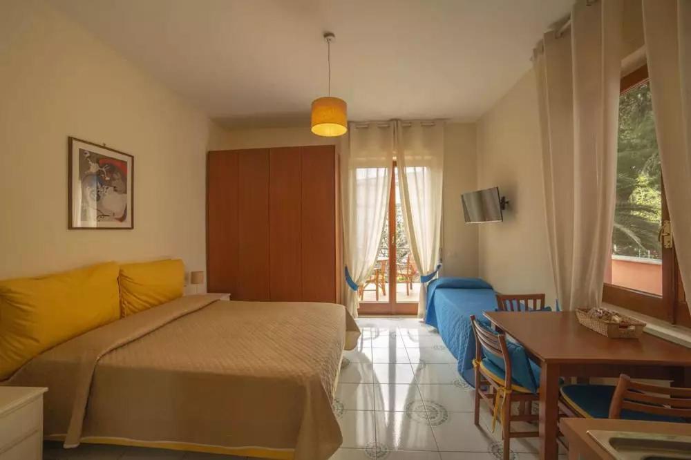 Villa Rosa Сорренто Экстерьер фото