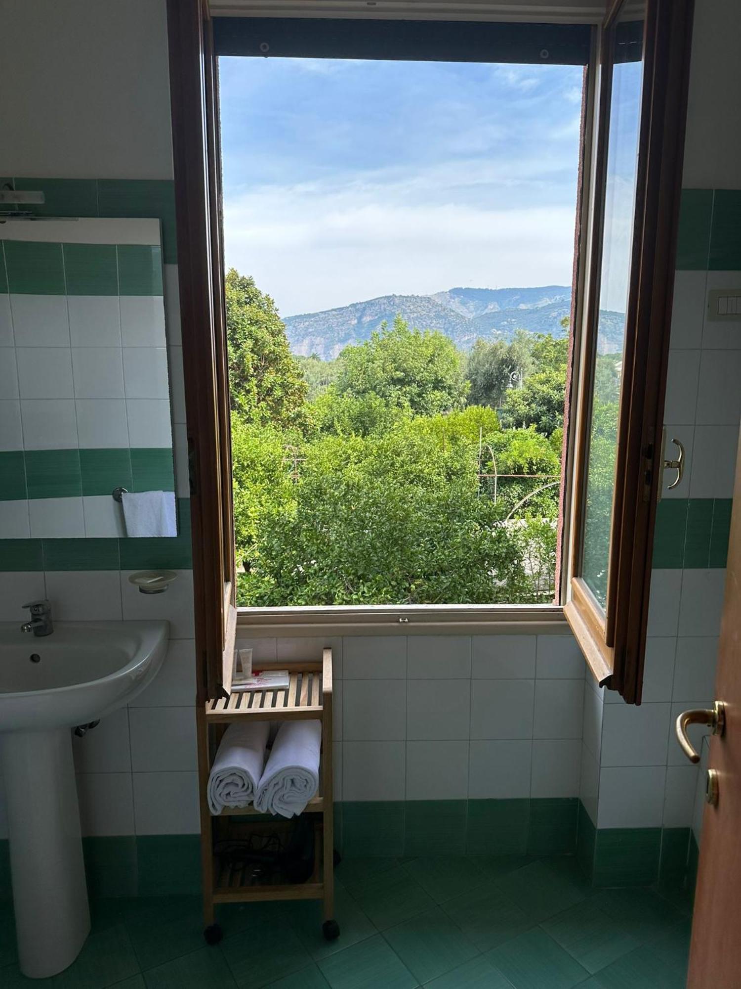Villa Rosa Сорренто Экстерьер фото